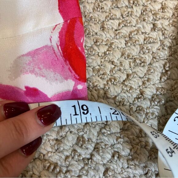 Ladies Amanda Uprichard Whote with Pink Floral With Scalloped Bow Back Large - Picture 11 of 11